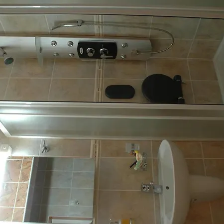 Tehnograd מלון 3*